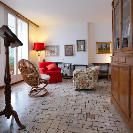 Lucy - Porzione Di Con Giardino Feriehus *