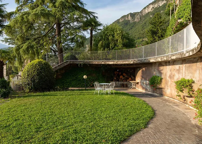 View - Parking - Ac - 4br Varenna