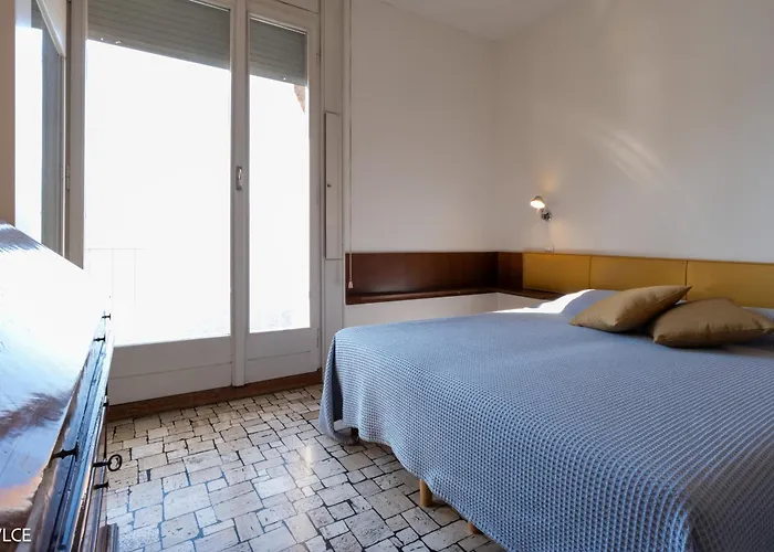 Nyaraló View - Parking - Ac - 4br Varenna