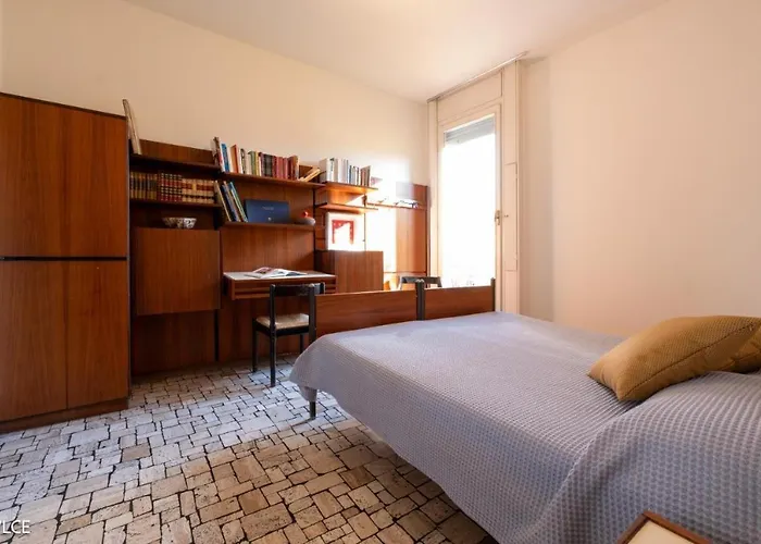 View - Parking - Ac - 4br Nyaraló