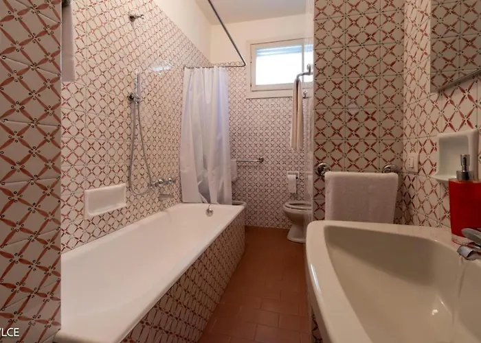 View - Parking - Ac - 4br *